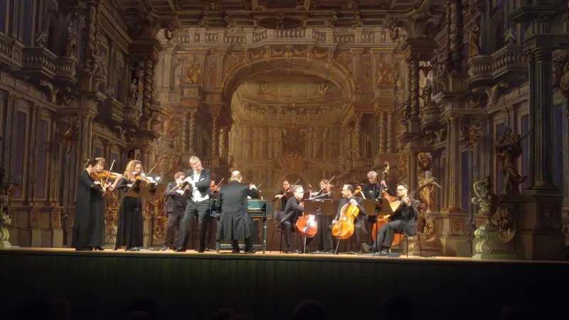 Universe Bach