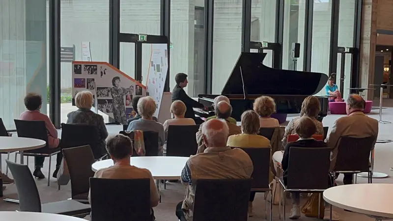 Konstantin Lukinov Live