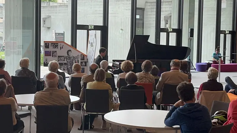 Konstantin Lukinov Live