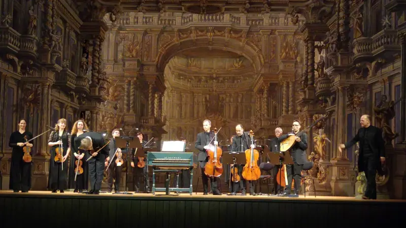 Universe Bach